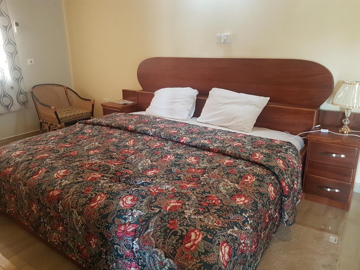 Mama Lee'S Lodge Yamoransa Ngoại thất bức ảnh